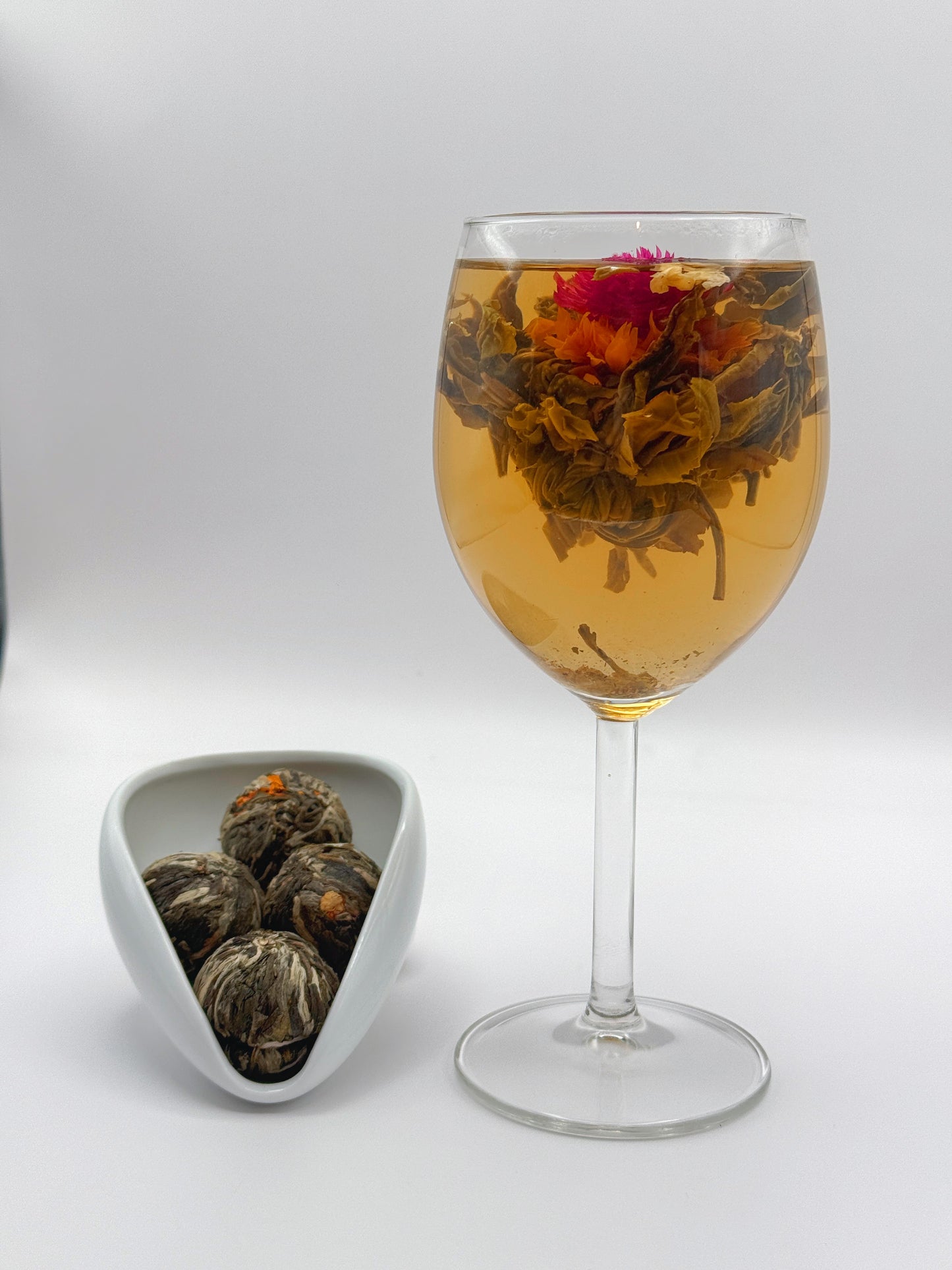 Lily Fairy Blooming Ball